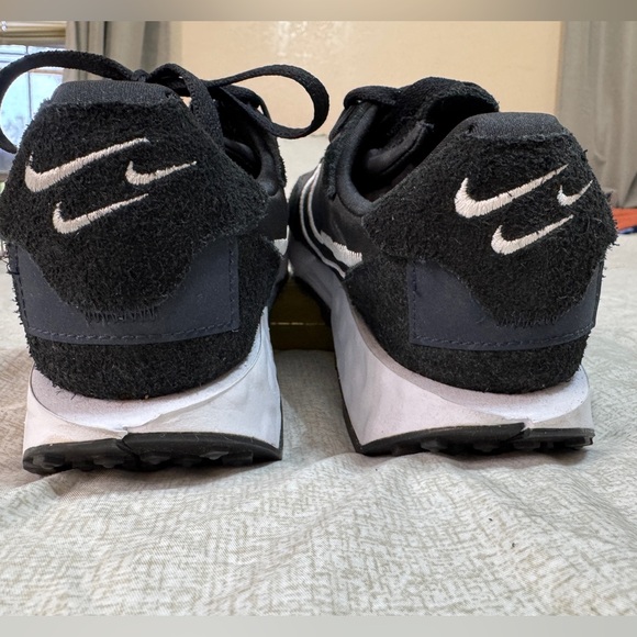 Nike Waffle Black & White Sneakers - Picture 3 of 9